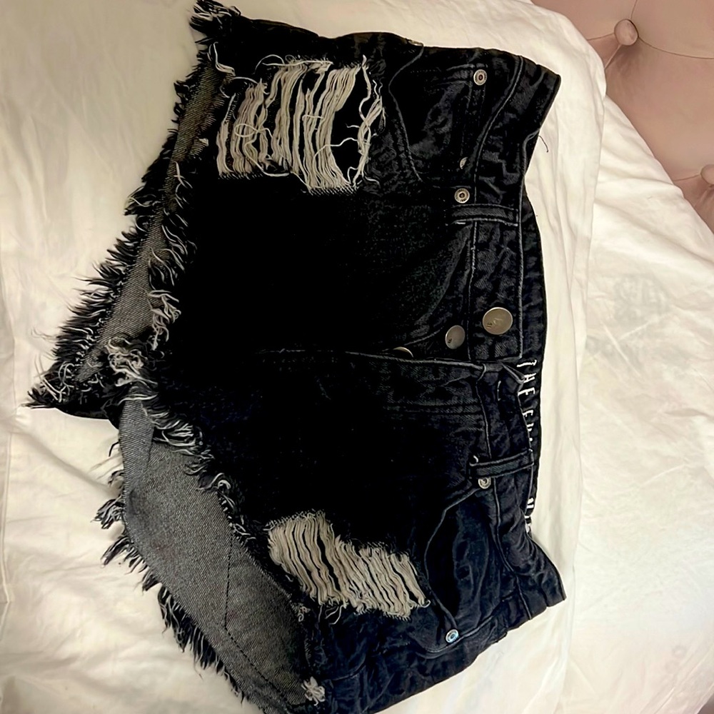 Black ripped frayed jean shorts